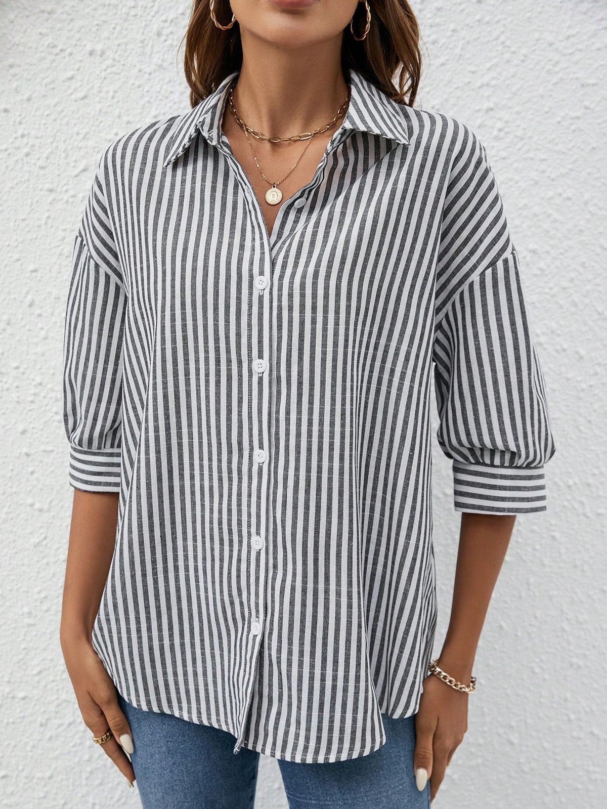 Camicia con spalla cadente camicia a righe a maniche lunghe da donna