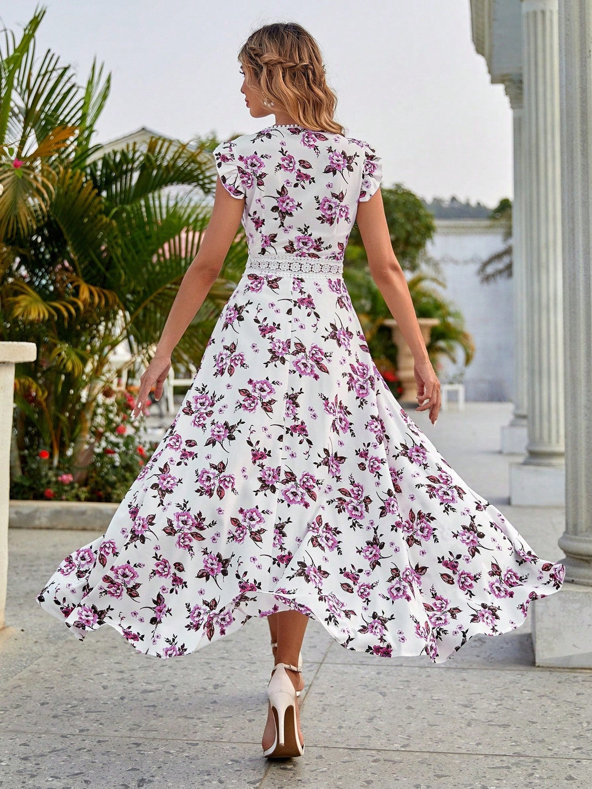 Abito a-line asimmetrico floreale